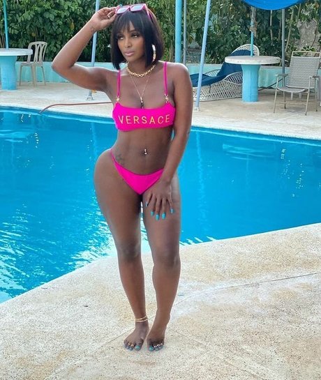 Amara La Negra エロティック女優 写真