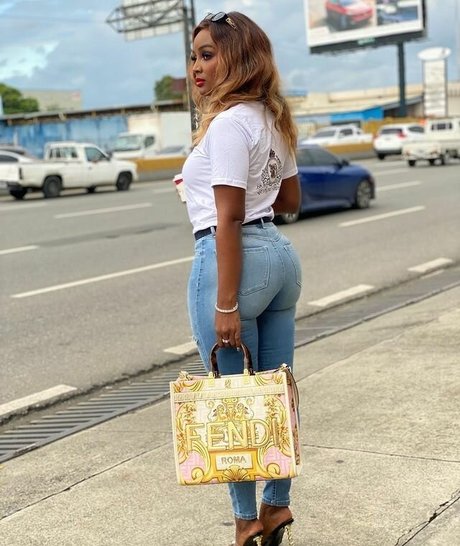 アナルオーガズム オンリーファンズ 美しいxxx ギャラリー