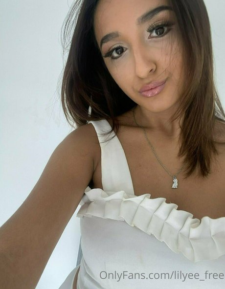 lilyee free ホットなモデル 写真
