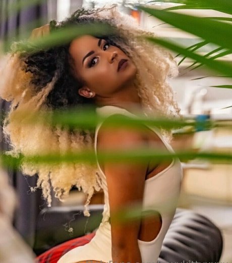 sexykittyxxxx ホットなポルノスター 写真