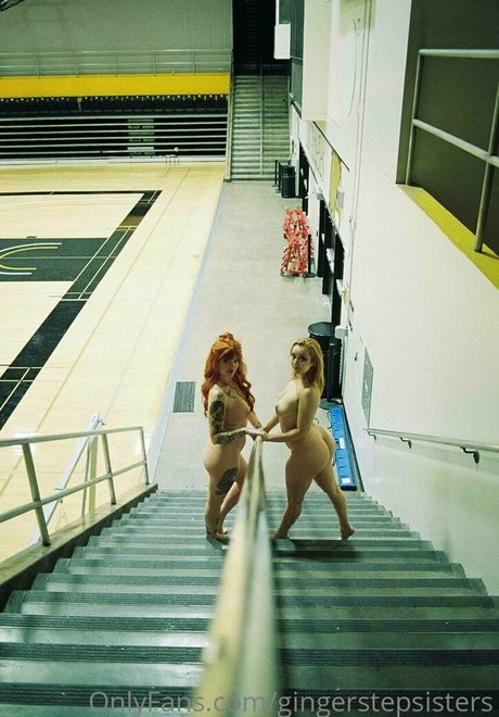 gingerstepsisters ポルノスター 独占 写真