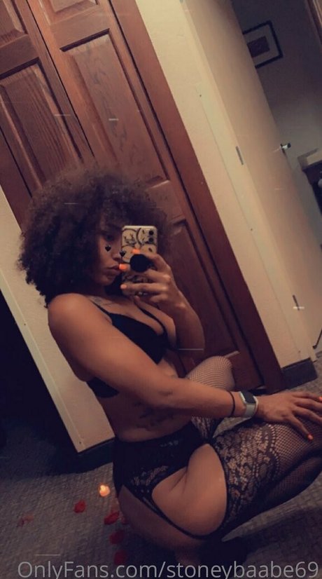 タトゥーオンリーファン 無料ポルノ アーカイブ