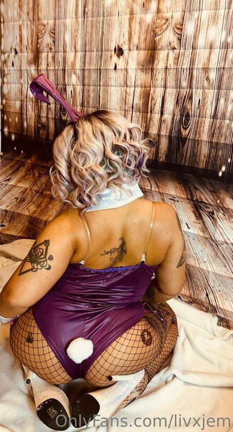 livxjem ヌードのポルノスター 画像