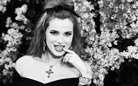 bellathornevip HDポルノスター 写真