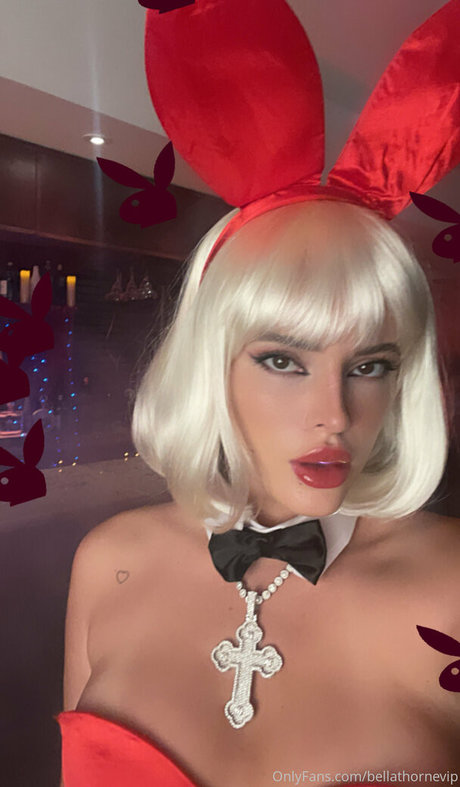 bellathornevip 裸モデル 写真