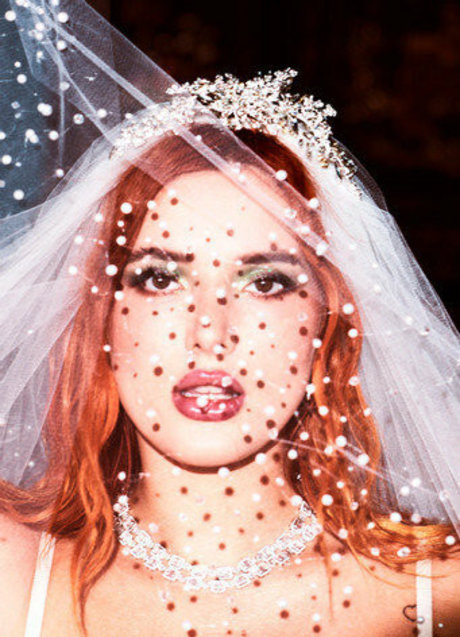 bellathornevip 裸の女優 写真