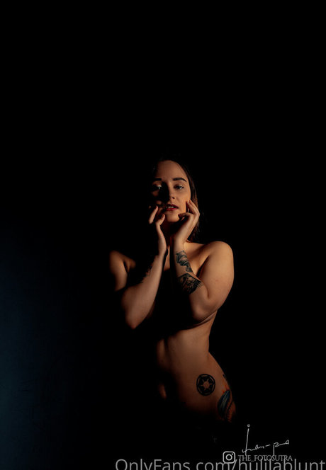 hulilablunt 完璧なモデル 写真