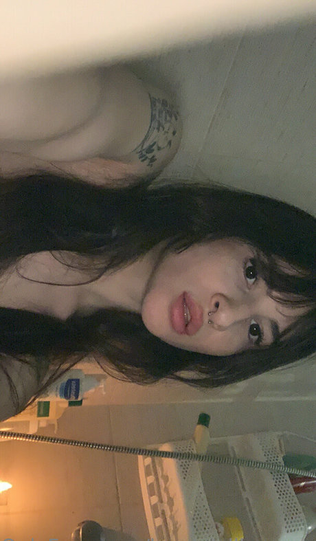 イギリスのおばあちゃんオンリーファンズ 美しいヌード アーカイブ