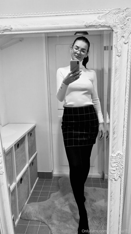 muusjaa123 ヌード女優 写真