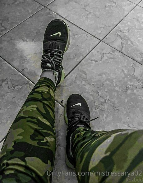 mistressarya02 ポルノスター HD 写真