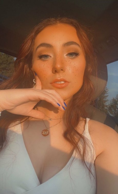 ヌード熟女オンリーファンズ 無料エロ 写真