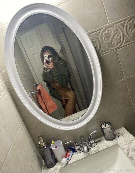 Megan Canell 素敵なモデル 写真