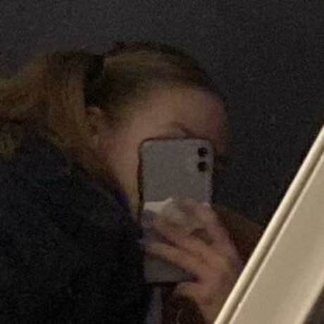 Milo Whitesnow スター xxx 画像