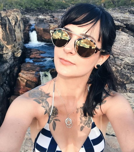 Danielle Noce 無料モデル 写真