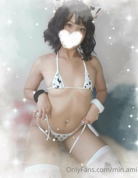 min ami セクシーモデル ギャラリー