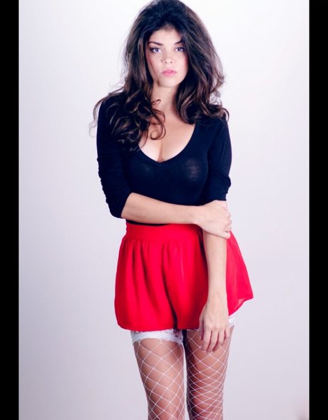 wcoastmelena ポルノ女優 写真