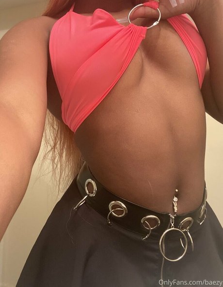 baezy ポルノスター エロティック 写真