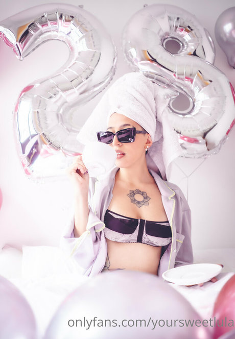 hotsweetlola ポルノスター セクシー アーカイブ