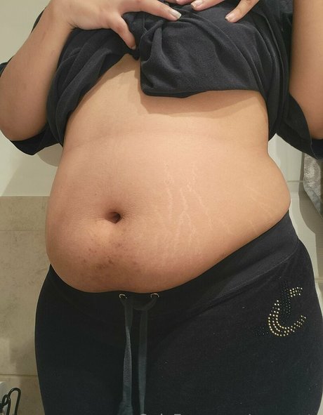 eveeeats XXXモデル 写真