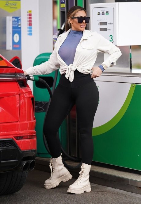 Chloe Ferry かわいいスター 写真