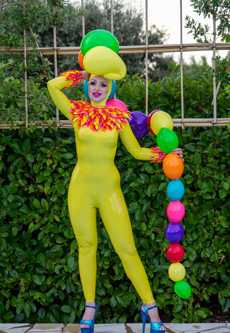 ラテン系ティーンオンリーファンズ セクシーヌード 写真