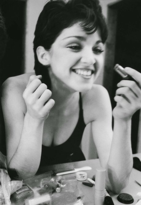 Madonna ポルノスター 写真