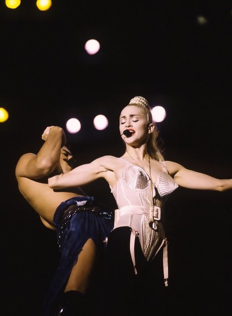 美しいベイビーオンリーファンズ 無料xxx 画像