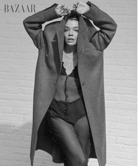 Tessa Thompson HDポルノスター 写真