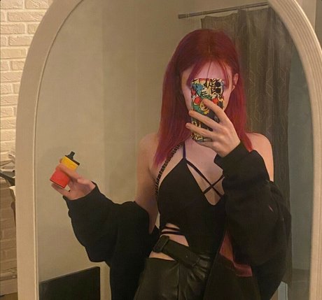 ファットオンリーファン ヌード 画像