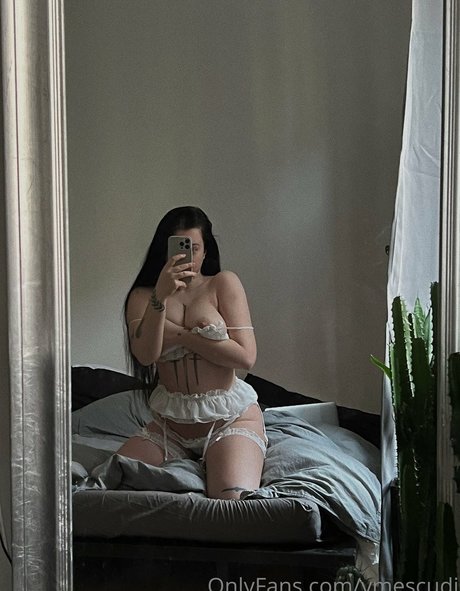 Veronika Mescudi ポルノスター 写真