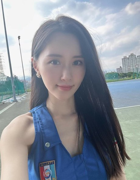 Vanessa Only4567 xxxモデル ギャラリー