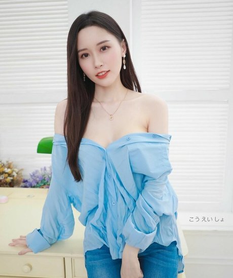 巨乳で痩せているオンリーファンズ アダルト アーカイブ