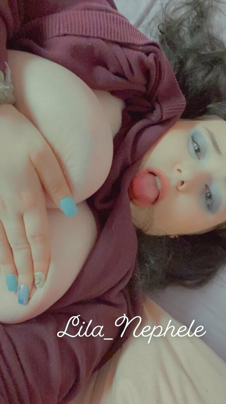 lila nephele セクシーモデル 写真