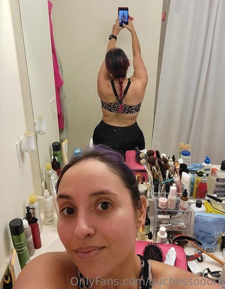 19歳のオンリーファンズ 美しいxxx 写真