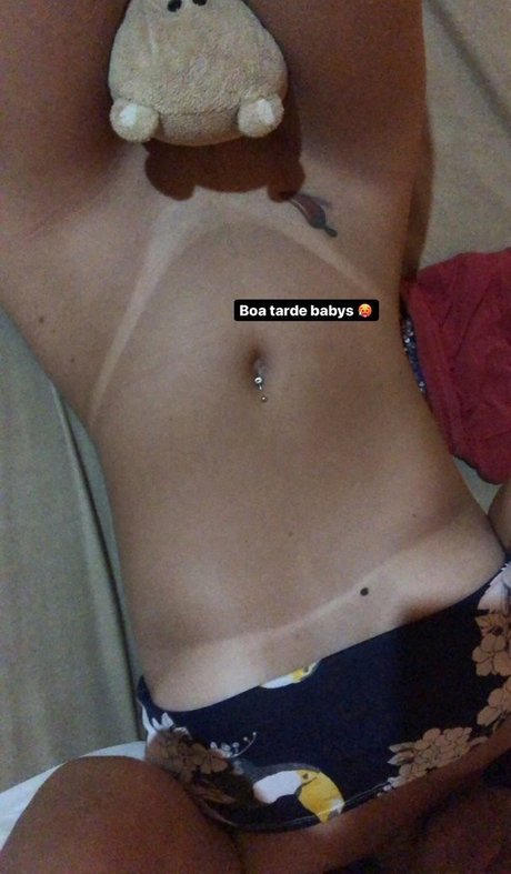 Cris Pkena ポルノ女優 写真