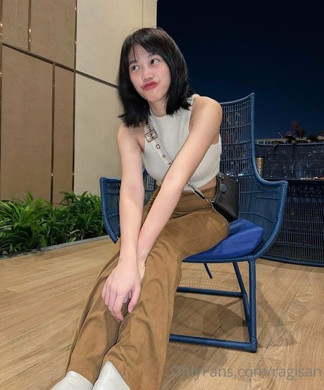 ダウンオンリーファン 無料セックス 写真