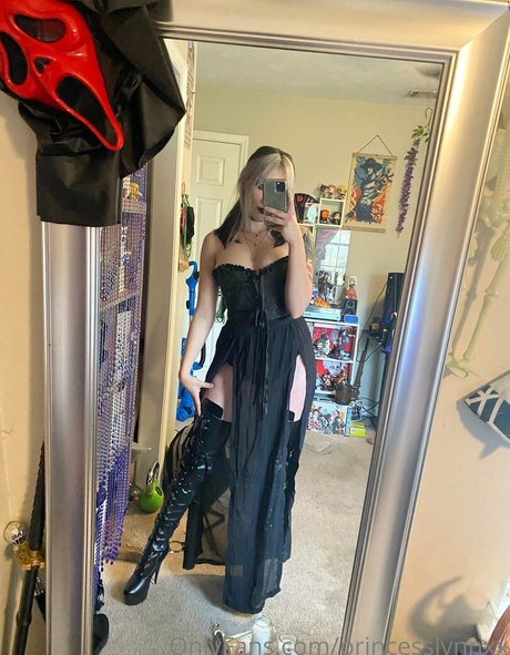 princesslynnxx 無料モデル 写真