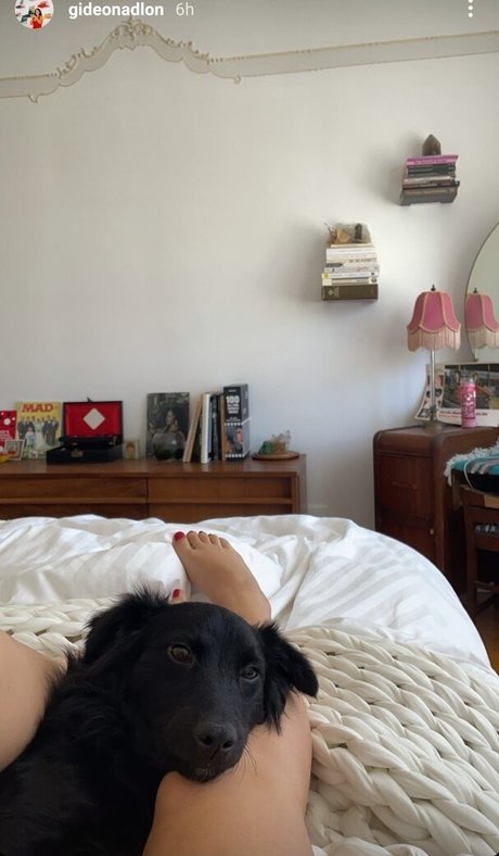 Gideon Adlon ヌード女優 写真