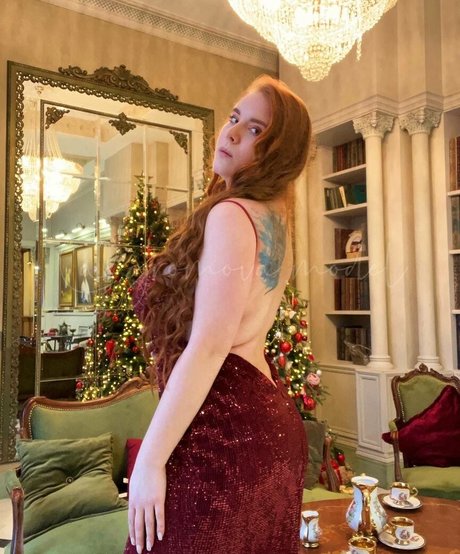 Anna Gromova 可愛いモデル ギャラリー