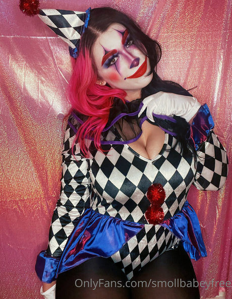smollbabeyfree エロティックなスター 写真