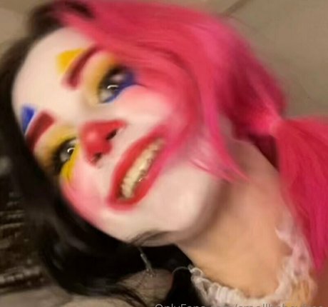 ヌード熟女オンリーファンズ 無料 写真