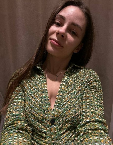 Nina Liin スターセックス 写真