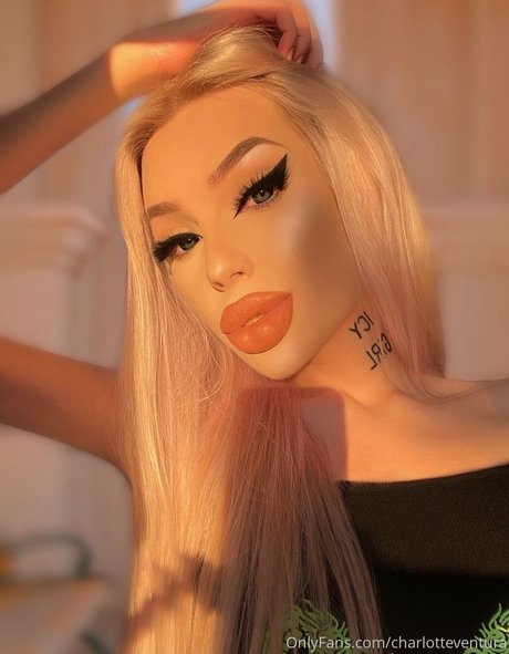 charlotteventura セクシーモデル ギャラリー