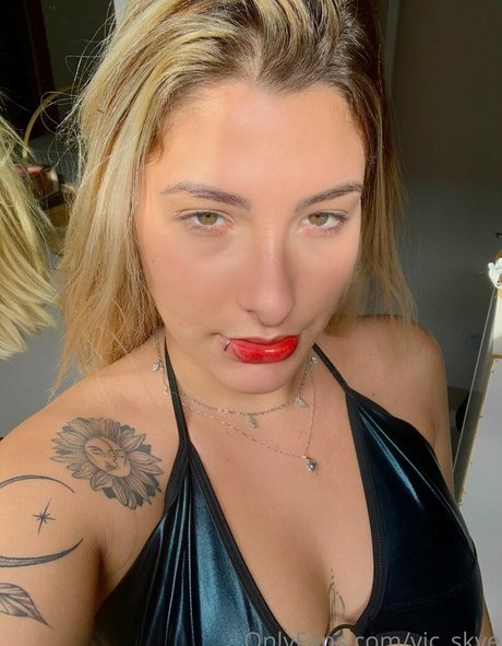 小さいペニスのシーメールオンリーファンズ アートxxx 画像