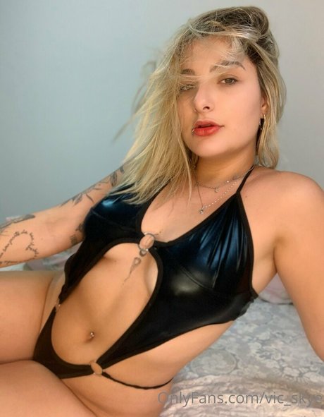 カウガール POV オンリーファンズ エロチック 画像