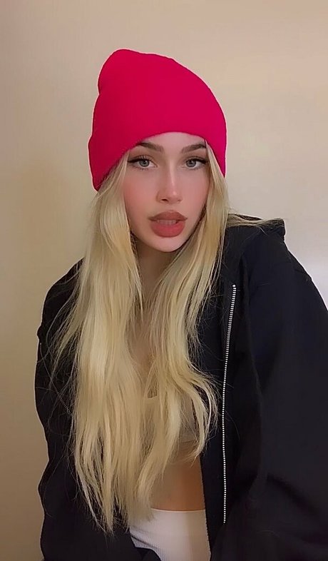 Dressupblondie 写真集