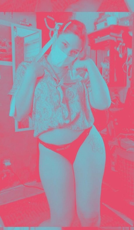 乳首オーガズム オンリーファンズ アダルト無料 写真