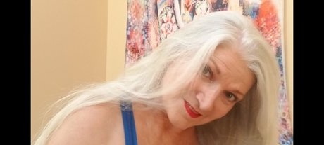 巨乳カップルオンリーファンズ ベスト 画像