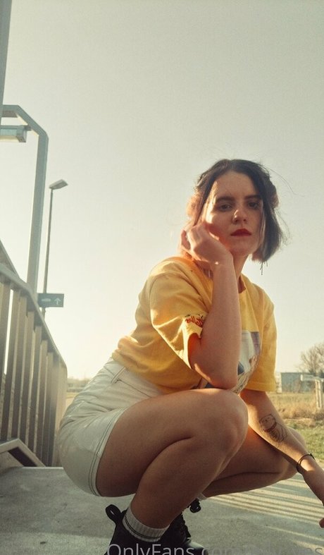 elly yes スター アーカイブ