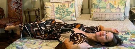 elly yes アートモデル 写真